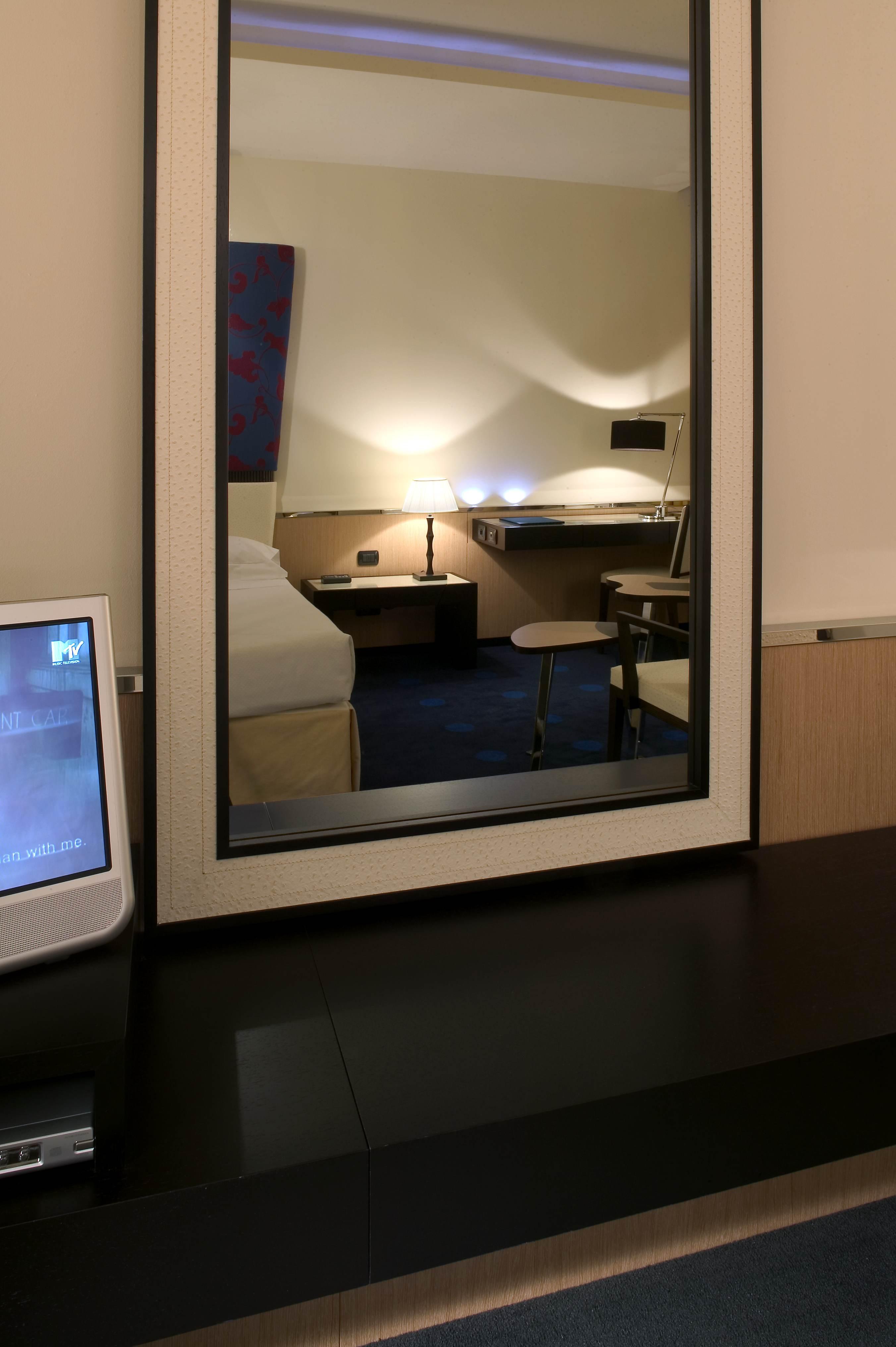 Una Hotels Malpensa Cerro Lago Maggiore Exteriér fotografie