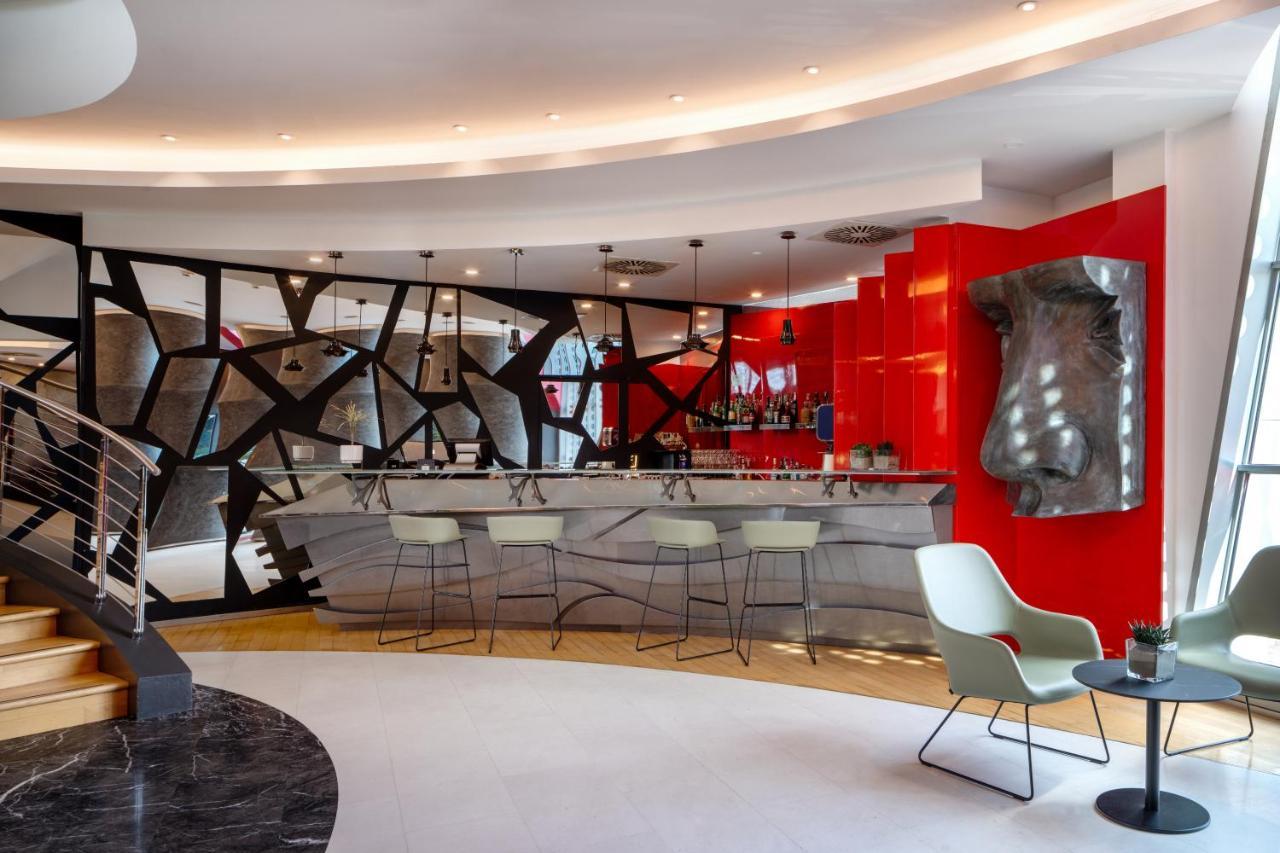 Una Hotels Malpensa Cerro Lago Maggiore Exteriér fotografie