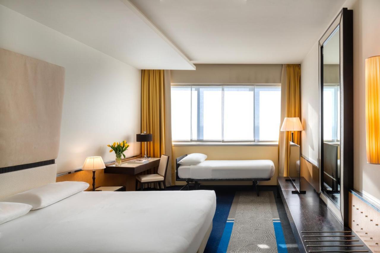 Una Hotels Malpensa Cerro Lago Maggiore Exteriér fotografie
